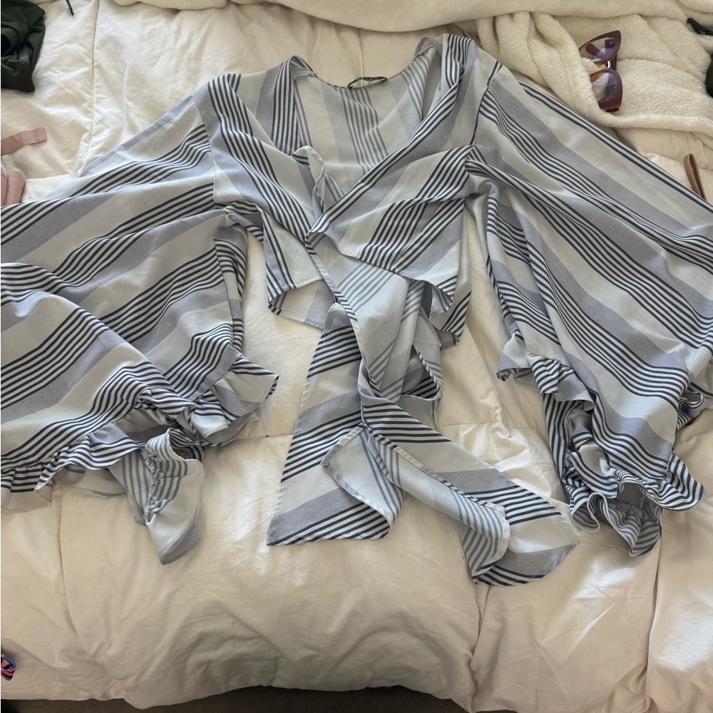 AKIRA White and Blue Tie Front Ruffled Crop Top